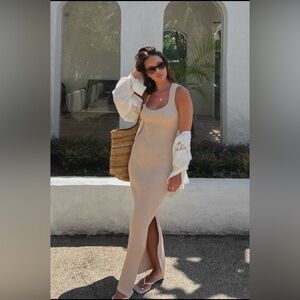 NA-KD- Ribbed Side Slit Maxi Dress Beige size small